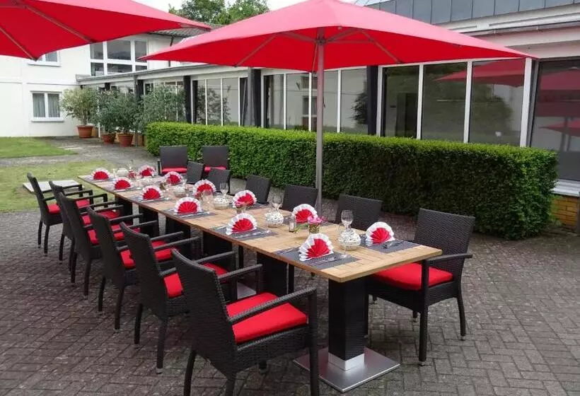 酒店 Tagungshaus Schönenberg