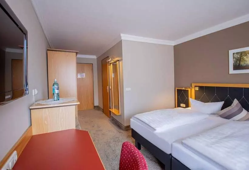 בית מלון כפרי Tanne Ilmenau