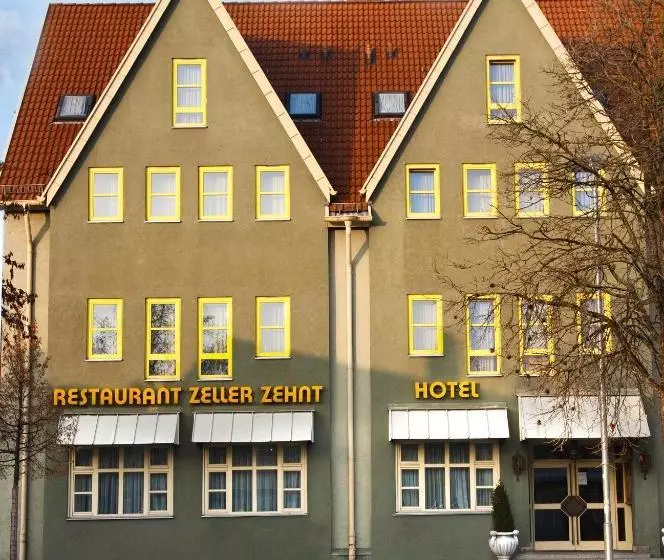 هتل Zeller Zehnt