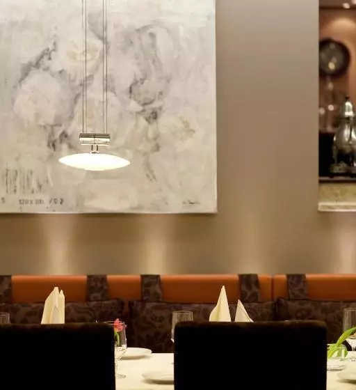 Отель Zu Den Drei Linden