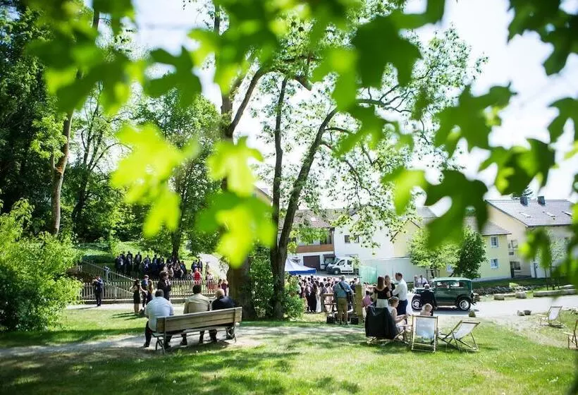 ホテル Zum Blauen Hecht