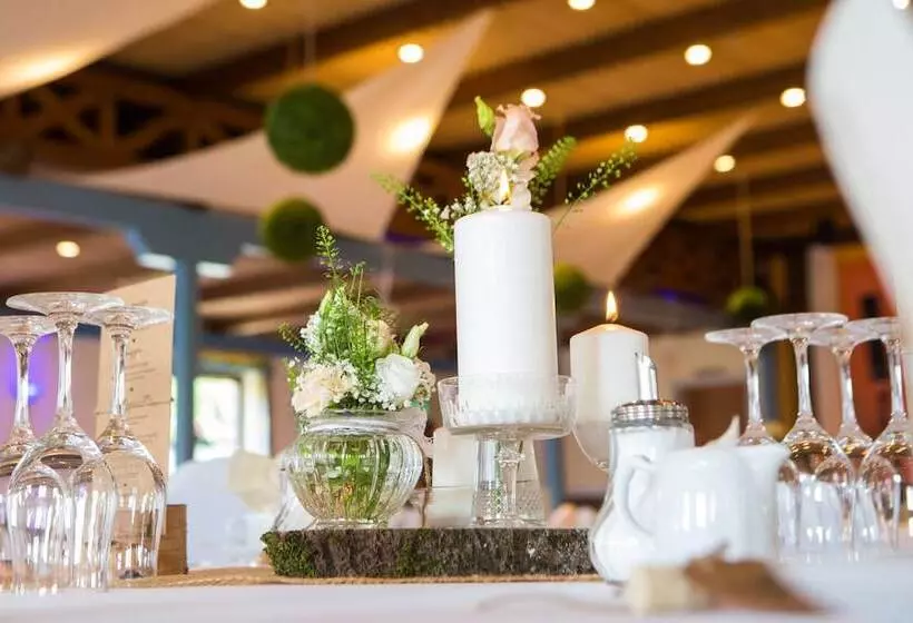 ホテル Zum Blauen Hecht