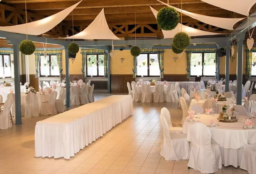 ホテル Zum Blauen Hecht