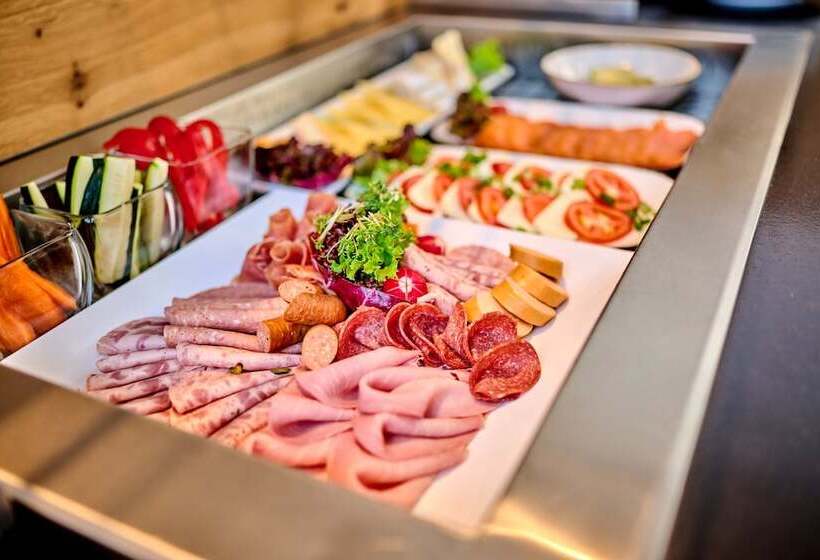 فندق Zum Blauen Hecht