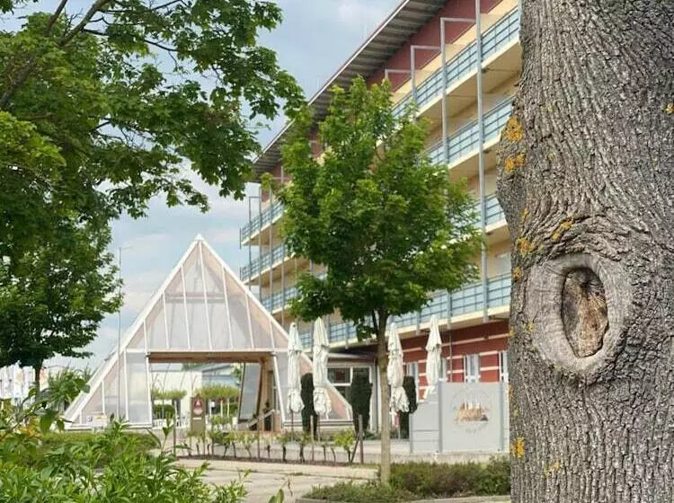 Kurhotel Pyramide Bad Windsheim