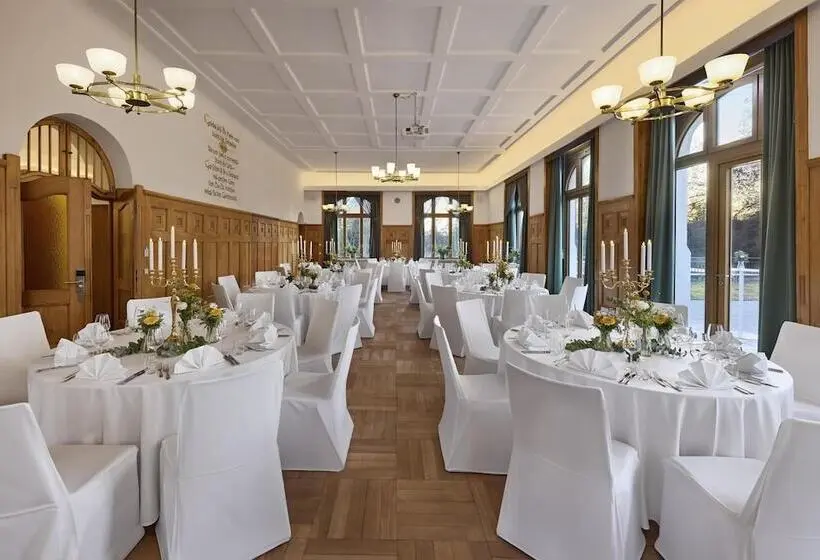 Dorint Parkhotel Jordanbad
