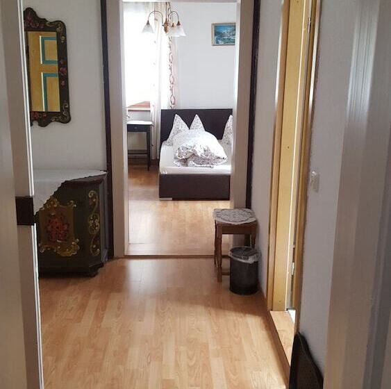 פנסיון Die Bäckeralm