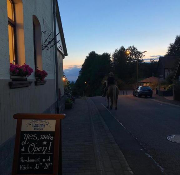 פנסיון Berggasthof Zum Hirsch