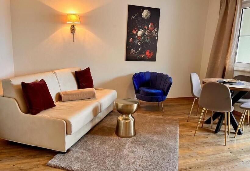 بنسيون Posthotel Arnold