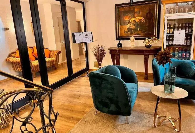 Пансион Posthotel Arnold