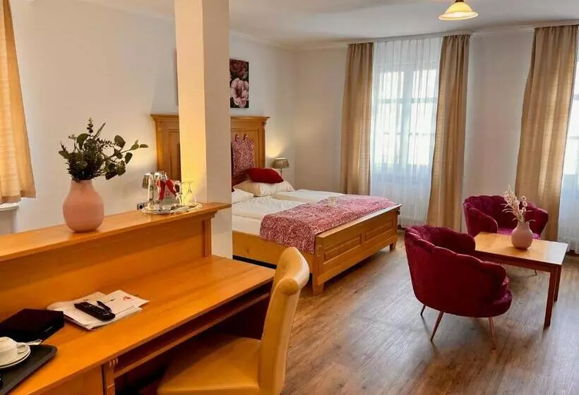 Пансион Posthotel Arnold