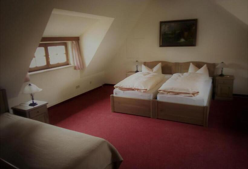 Altstadthotel Schloss Schänke Garni