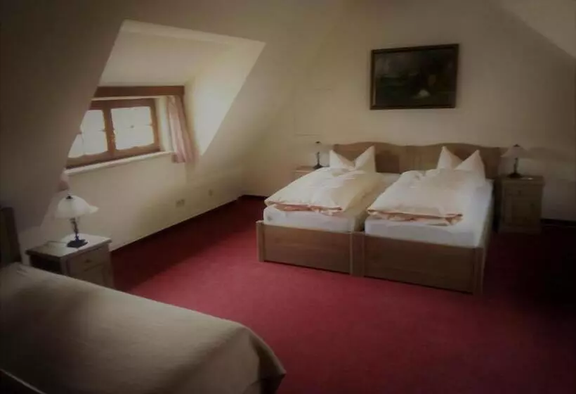 Altstadthotel Schloss Schänke Garni