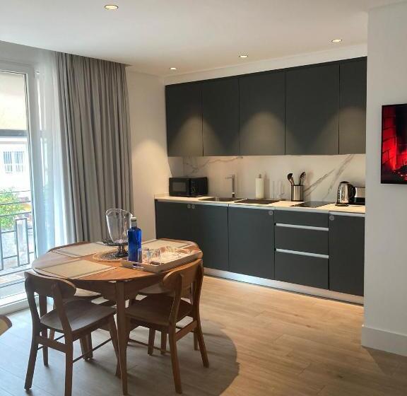 Apartamentos Turísticos La Plaza