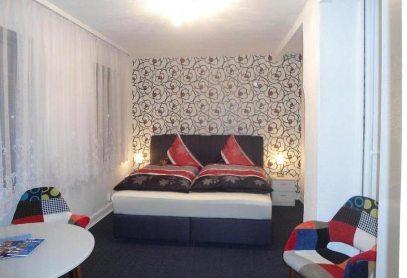 酒店 Pension Blume