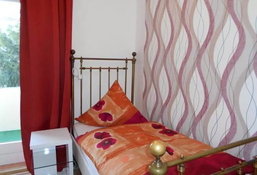 Отель Pension Blume