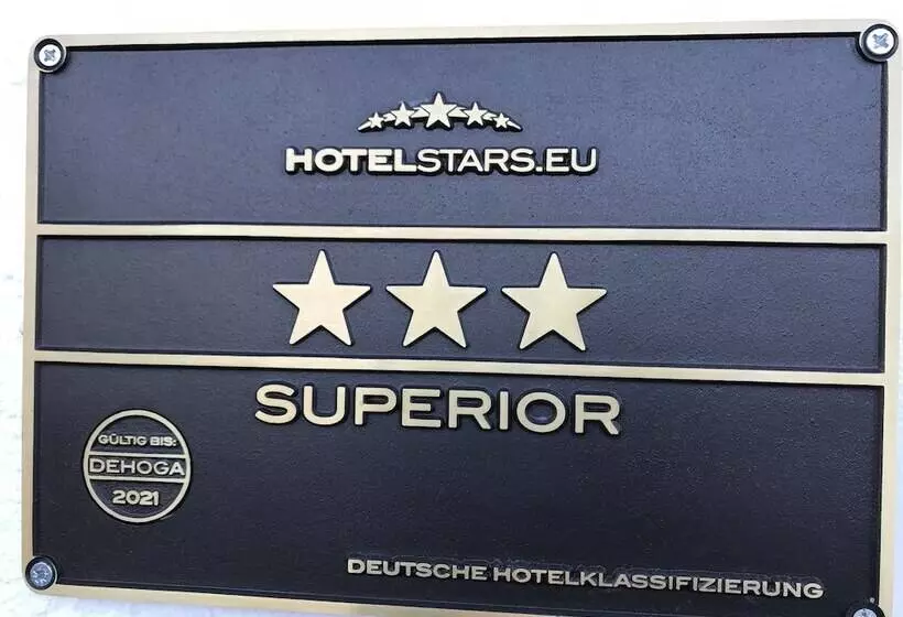 Отель Am Wiesenhang Garni