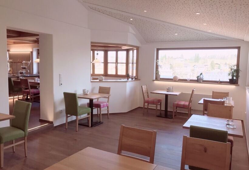 Hotell Am Wiesenhang   Garni