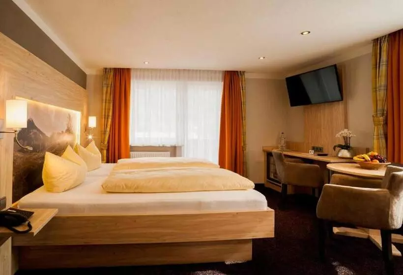 בית מלון כפרי Brunneck