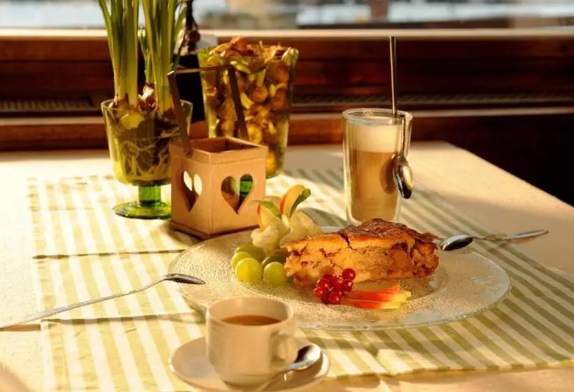 בית מלון כפרי Brunneck