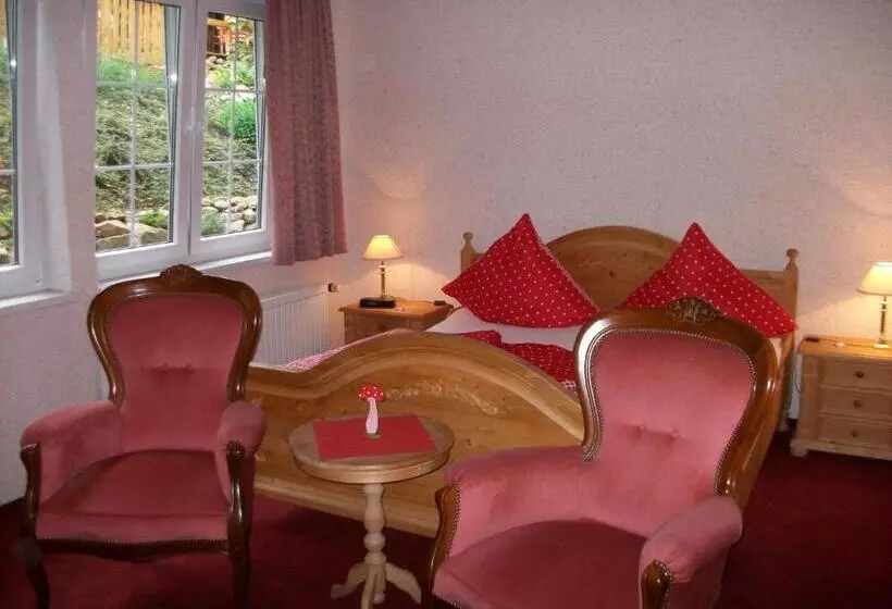 Отель Garni Haus Sonneneck