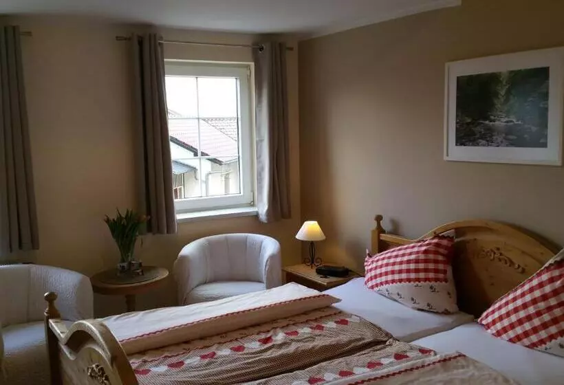 Отель Garni Haus Sonneneck