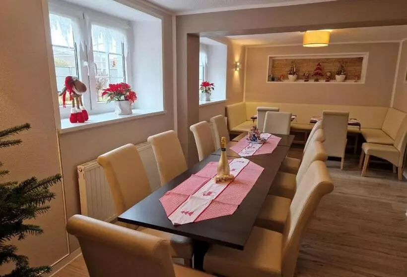 Отель Garni Haus Sonneneck