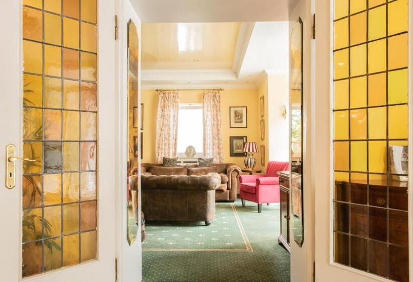 فندق Kurfürstenhof