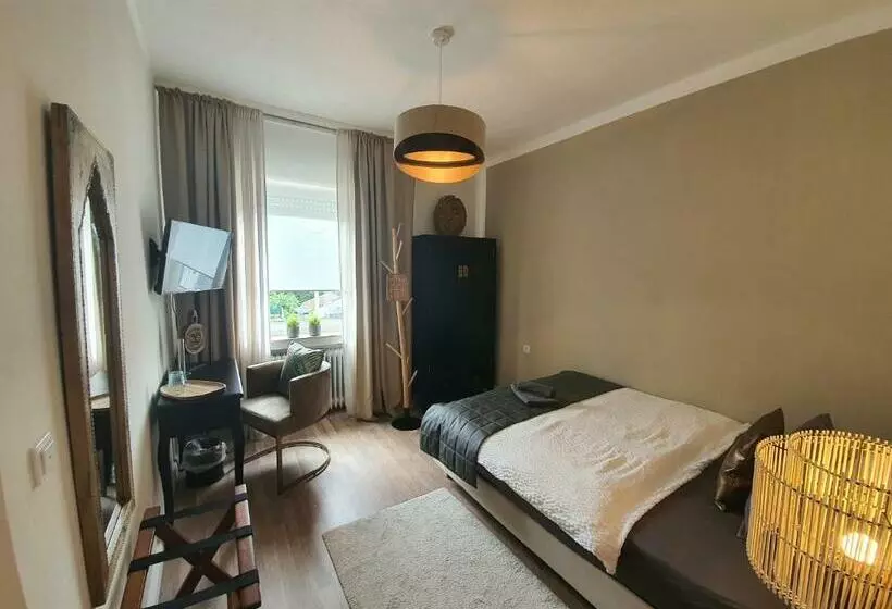 Hotel Reinhardshäusle Pension & Wellness