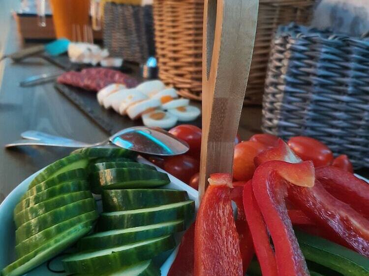 Отель Reinhardshäusle Pension & Wellness