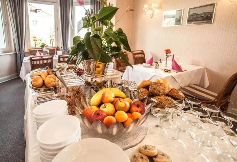 בית מלון כפרי Rosenau