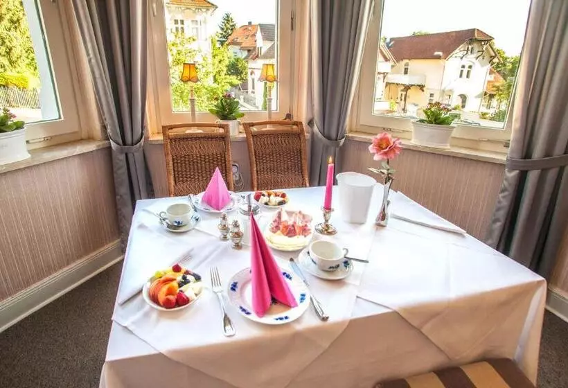 בית מלון כפרי Rosenau