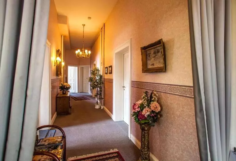 בית מלון כפרי Rosenau