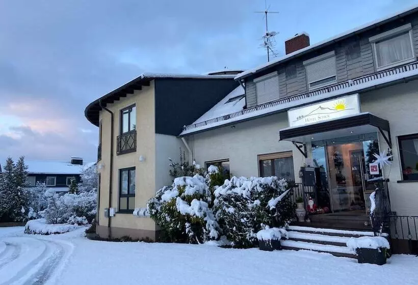 בית מלון כפרי Schick