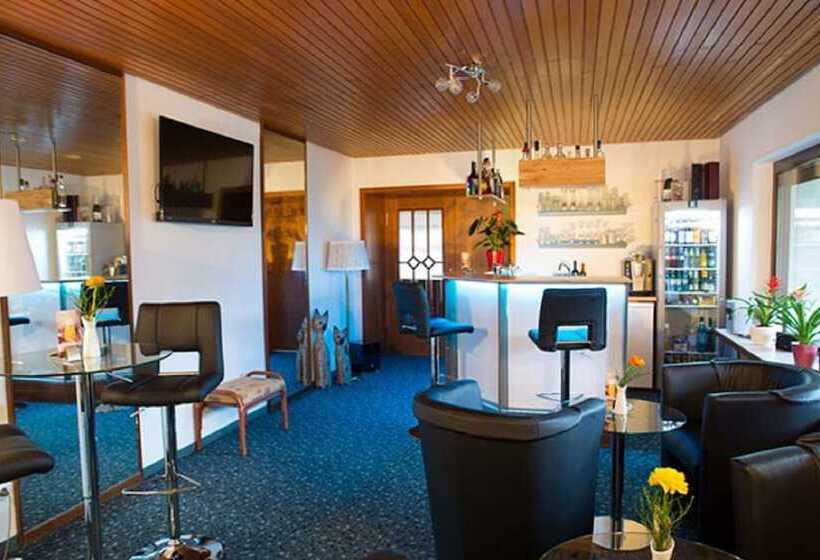 בית מלון כפרי Schick