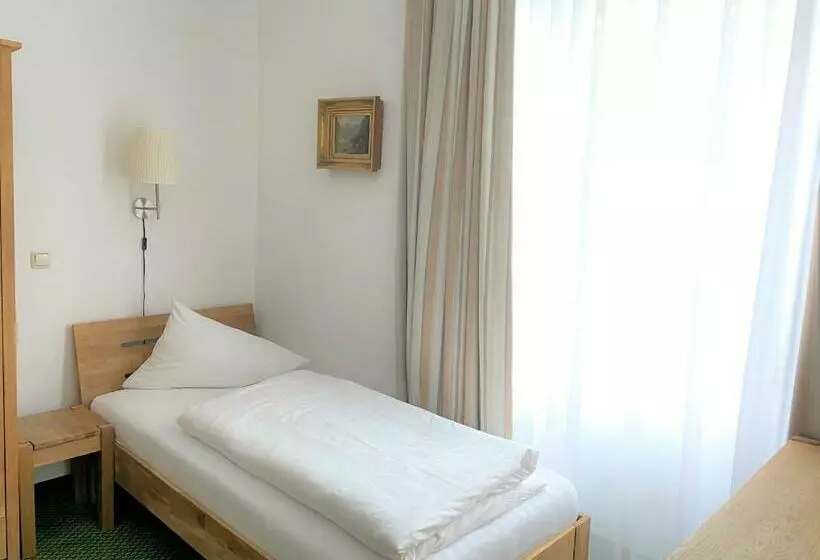 Отель Schwabenwirt