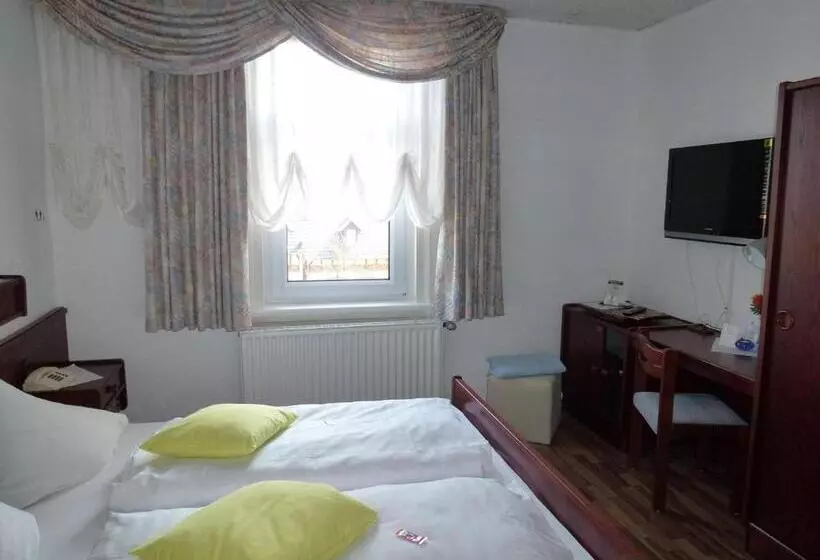 فندق Wildunger Hof Mit Gemeinschaftskuche