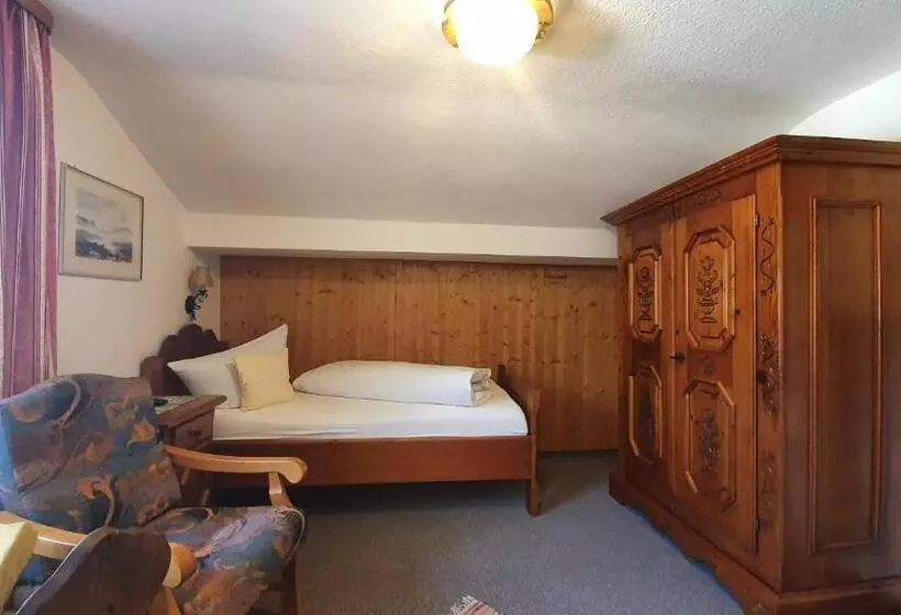 פנסיון Gästehaus Inzeller Hof