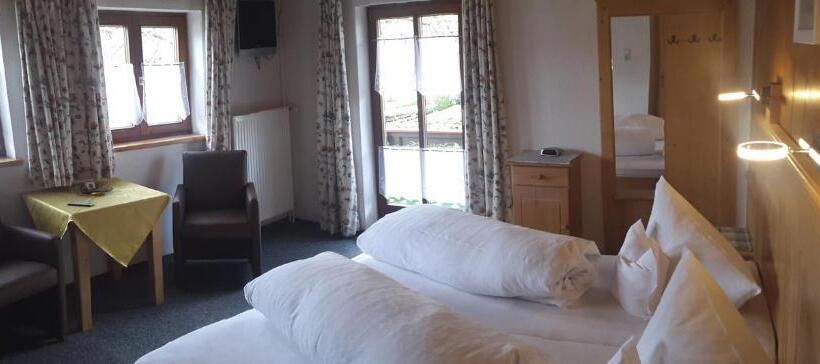 Pansiyon Gästehaus Inzeller Hof