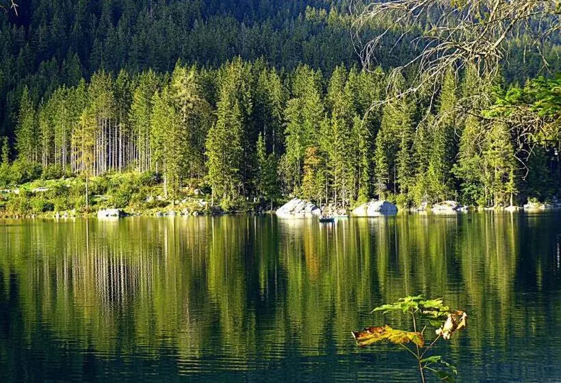 פנסיון Gästehaus Inzeller Hof