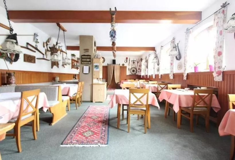 פנסיון Gästehaus Inzeller Hof