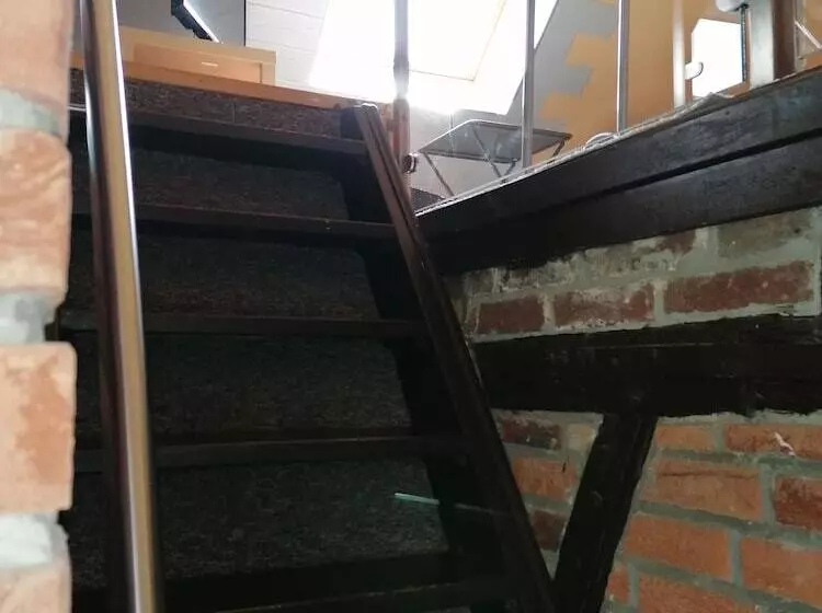 צימר Pension Riverside In Leverkusen Hitdorf Am Rhein   Zentral An Der A1 Und 59