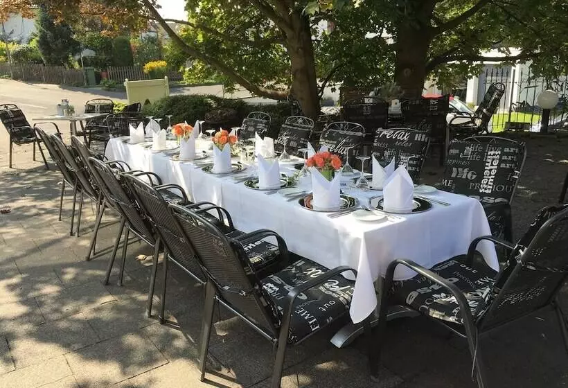 Dahl Hotel & Restaurant Gmbh