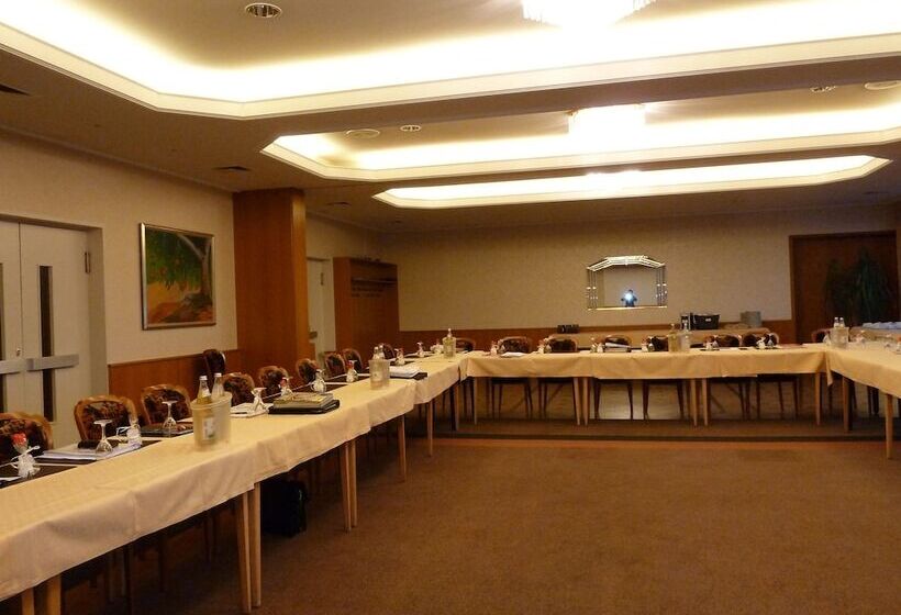 Dahl Hotel & Restaurant Gmbh