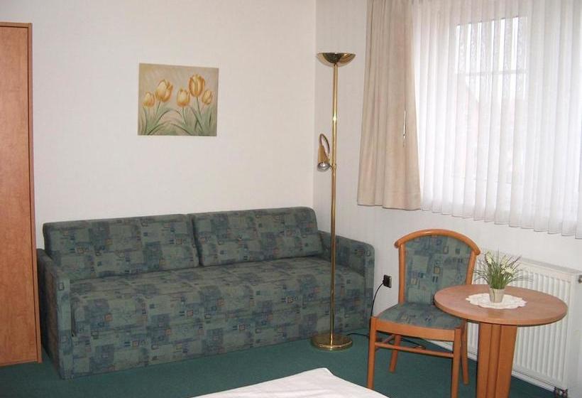 فندق Alter Dorfkrug Am Kanal