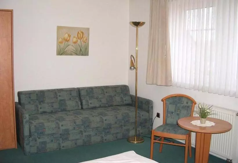 酒店 Alter Dorfkrug Am Kanal