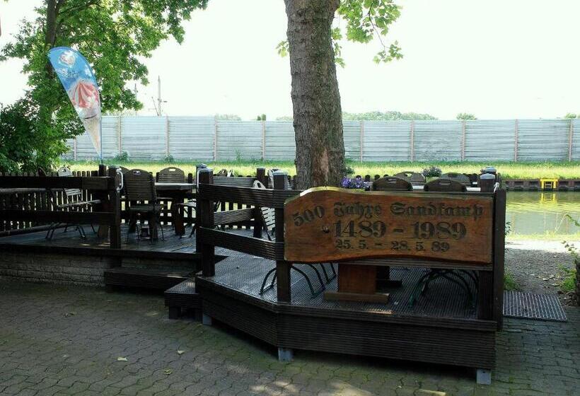 فندق Alter Dorfkrug Am Kanal