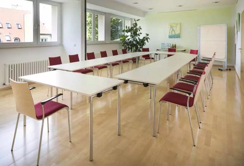 هتل Caritas Tagungszentrum