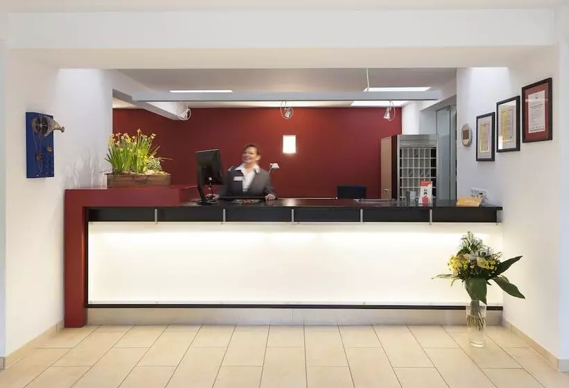 هتل Caritas Tagungszentrum