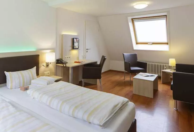 هتل Caritas Tagungszentrum